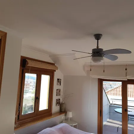 شقة Atico En La Playa De Canelas Con Vistas Y Terrazas Exclusivo