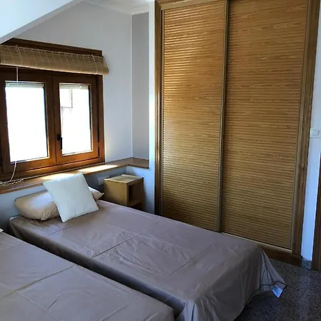 Atico En La Playa De Canelas Con Vistas Y Terrazas Exclusivo