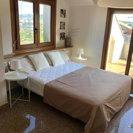 Atico En La Playa De Canelas Con Vistas Y Terrazas Exclusivo